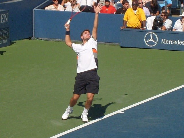 A tip for a better serve in tennis...let's keep it simple - Racquet Point