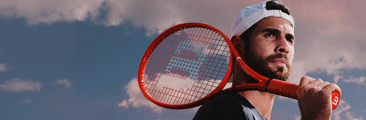 Wilson Defyer tennis racquets in Adrenalyn Red