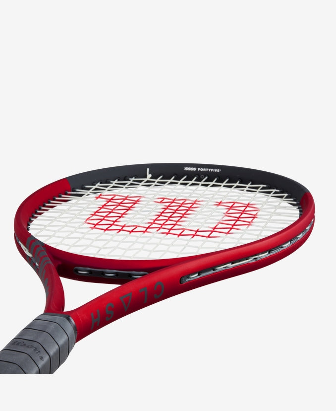 Play with Confidence with the Wilson Clash 100L V2 Tennis Racket