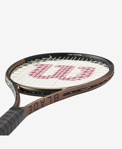 Wilson Blade 98 16x19 V8 Tennis Racket with Advanced FORTYFIVE° Technology