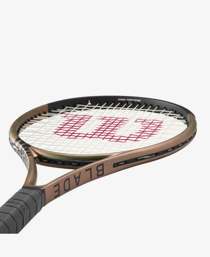 Dynamic Design of Wilson Blade 100UL V8 Tennis Racket