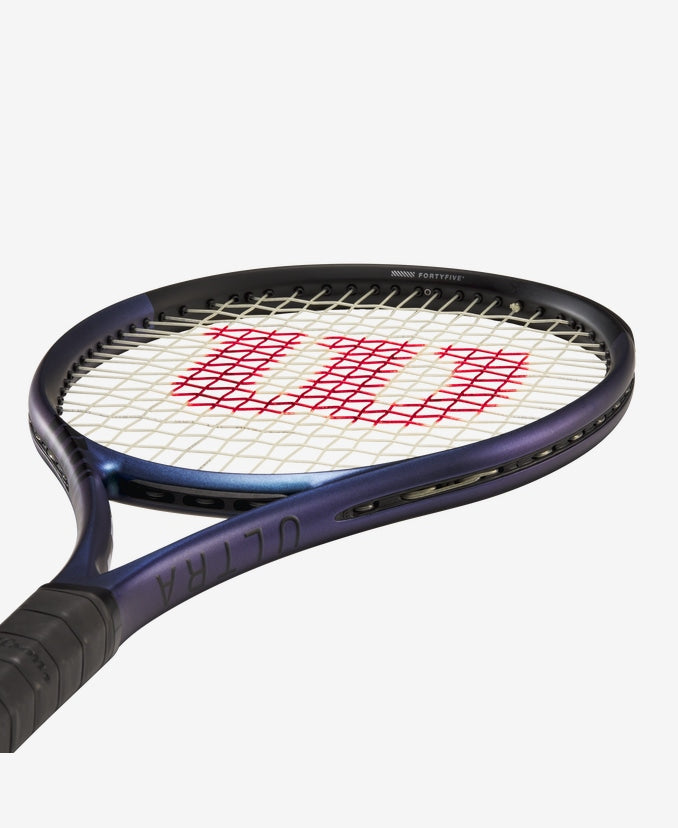 The ergonomic design of Wilson Ultra 100L V4 Tennis Racket