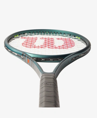 Wilson Blade 100l V9 Tennis Racket
