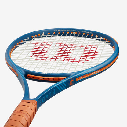 Roland Garros Wilson Blade 98 (16x19) V9 Tennis Racket